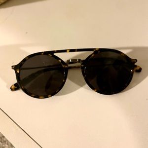 Tortoise krewe aviators. Excellent condition!!